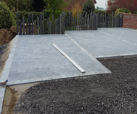 Terrasse de jardin en pavé